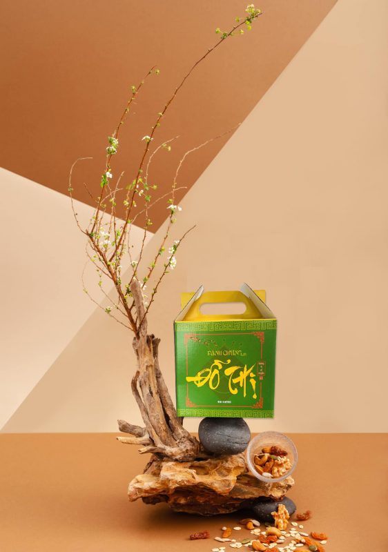 Hộp quà tết sung túc gồm 2 bánh chưng đặc biệt Hộp quà tết sung túc gồm 2 bánh chưng đặc biệt